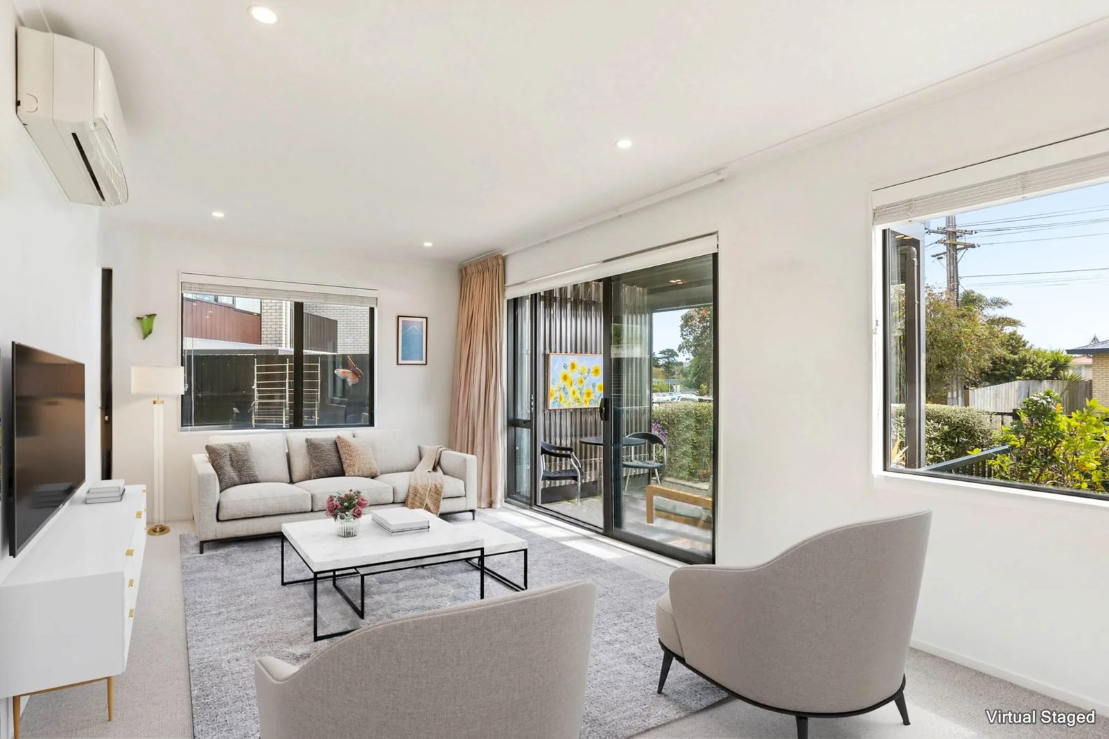 12A Titoki Street, Te Atatu Peninsula, photo 3