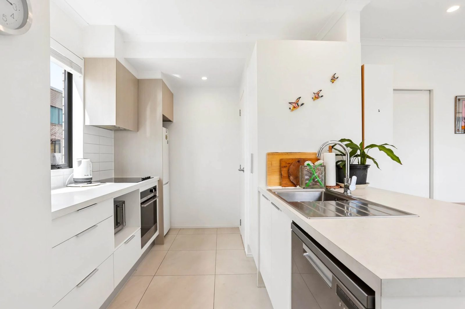 12A Titoki Street, Te Atatu Peninsula, photo 8