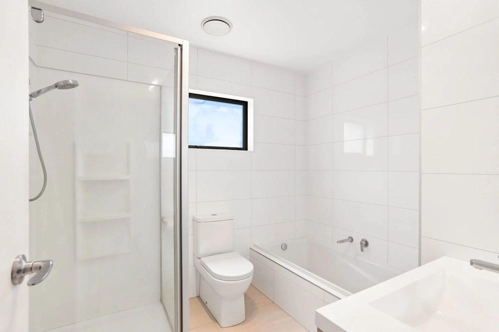 12A Titoki Street, Te Atatu Peninsula, photo 10