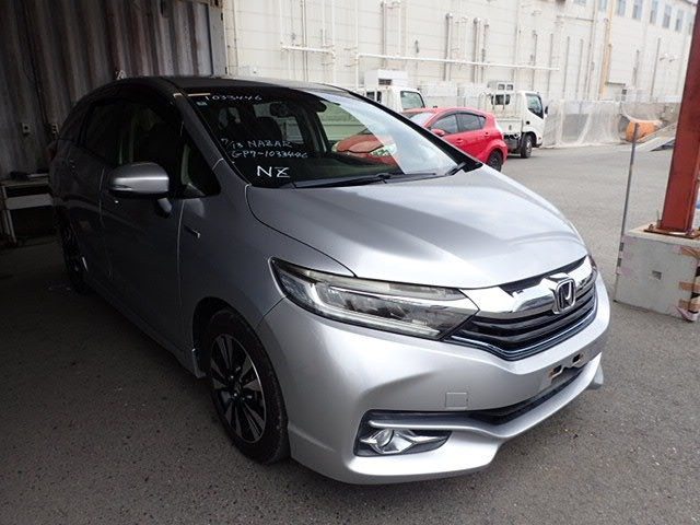2016 Honda Shuttle Hybrid X Style Edition