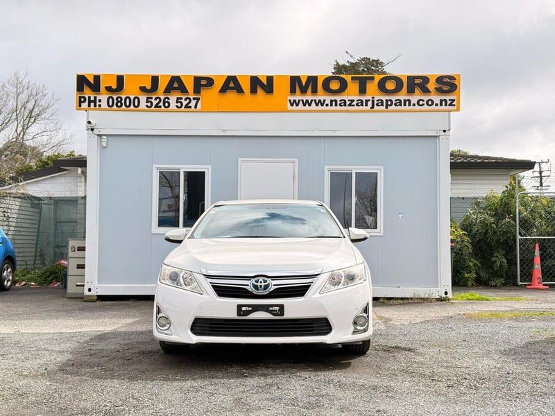 2013 Toyota Camry Hybrid, photo 2