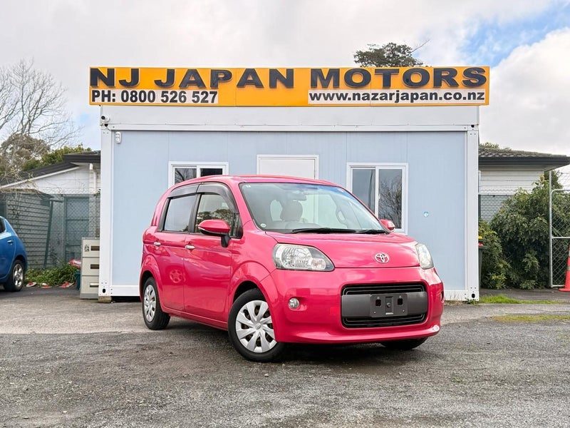 2016 Toyota Porte Push Start, Power Door,