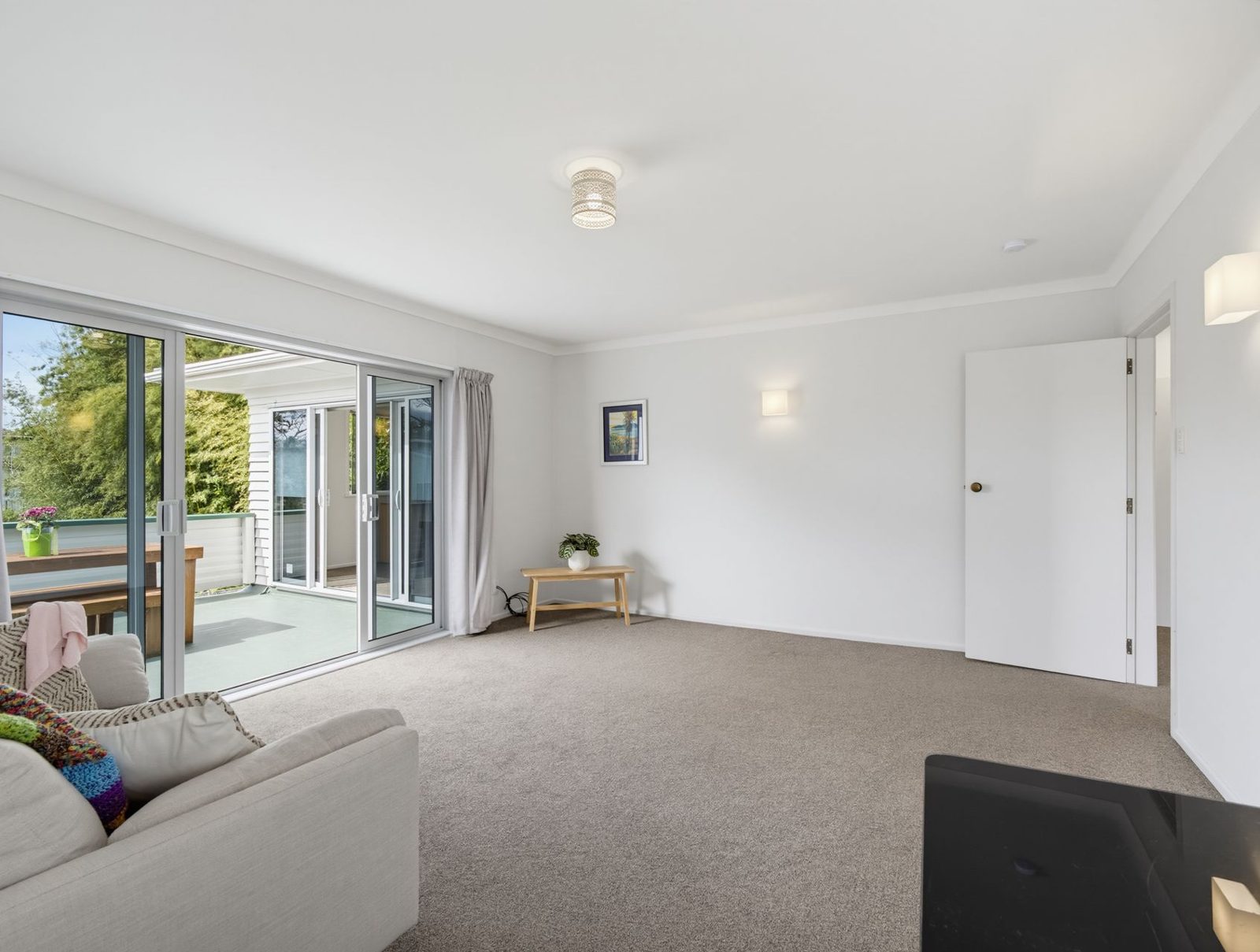31 Longburn Road, Henderson, photo 13