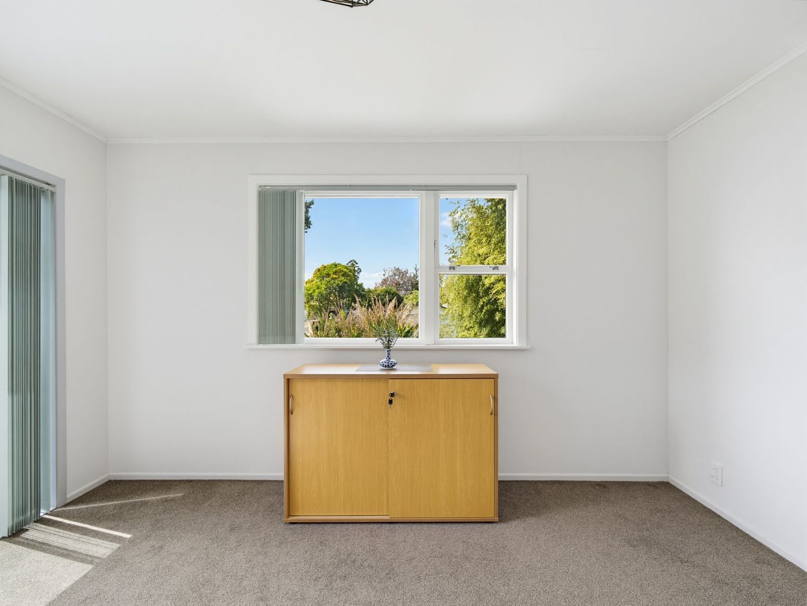 31 Longburn Road, Henderson, photo 14