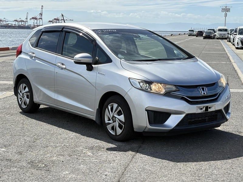 2015 Honda Fit Only 40,947 km | Hybrid