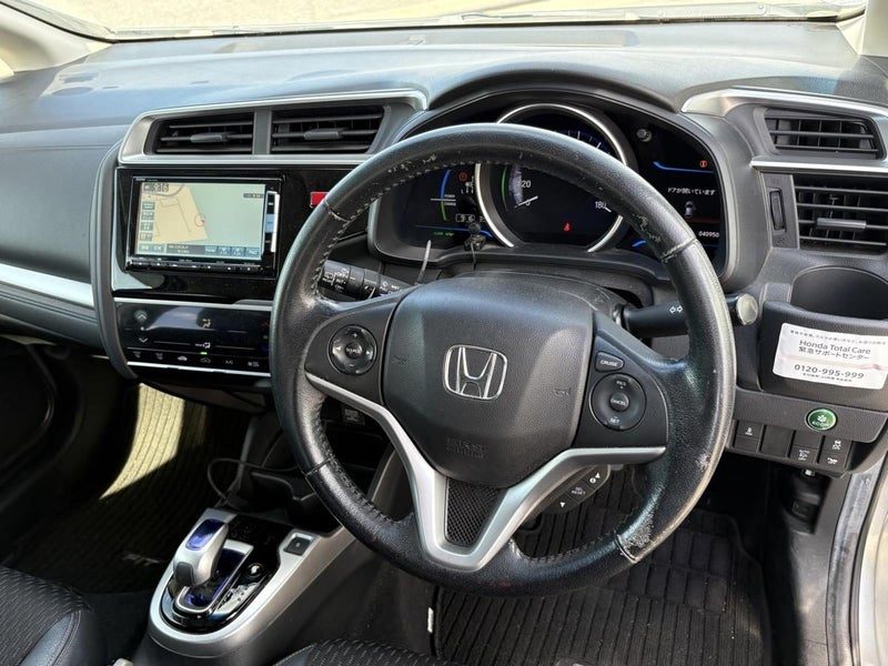 2015 Honda Fit Only 40,947 km | Hybrid, photo 3