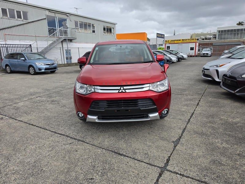 2014 Mitsubishi Outlander 2.0 G, photo 2