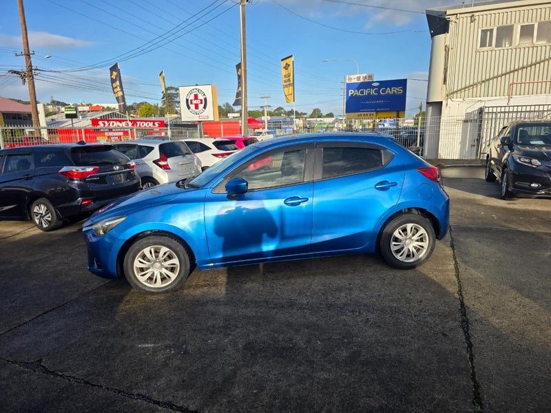 2015 Mazda Demio 13 S, photo 3