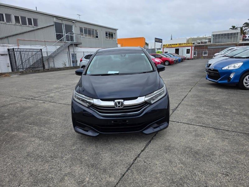 2015 Honda Shuttle Hybrid, photo 2