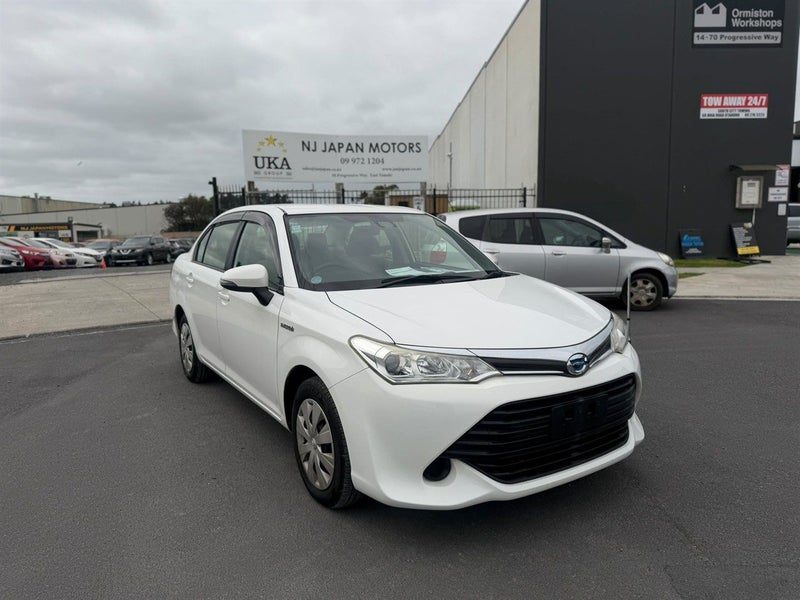 2017 Toyota Corolla Axio Hybrid