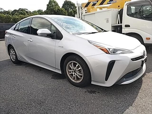 2019 Toyota Prius S