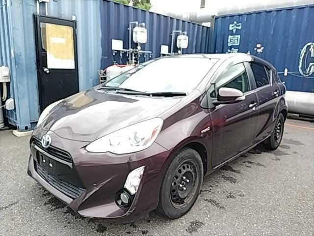 2015 Toyota Aqua S
