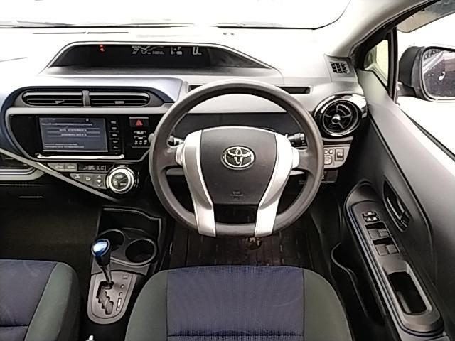 2015 Toyota Aqua S, photo 3