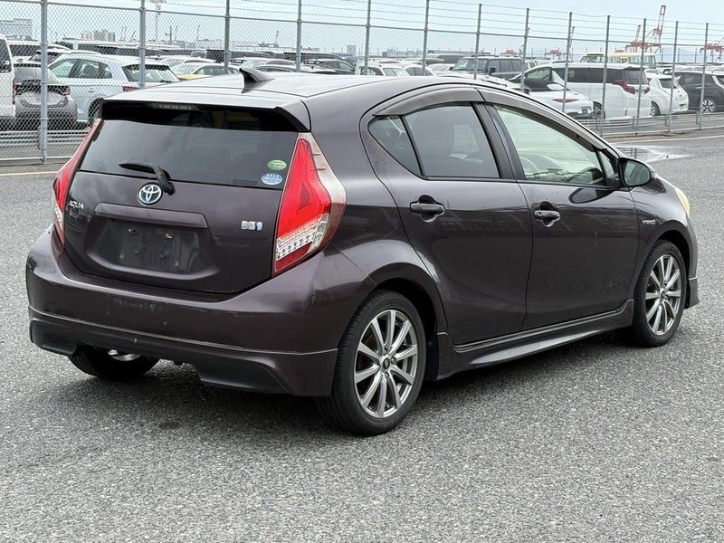 2014 Toyota Aqua G, photo 2