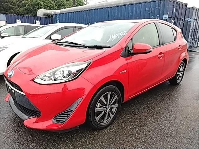 2018 Toyota Aqua S, photo 2