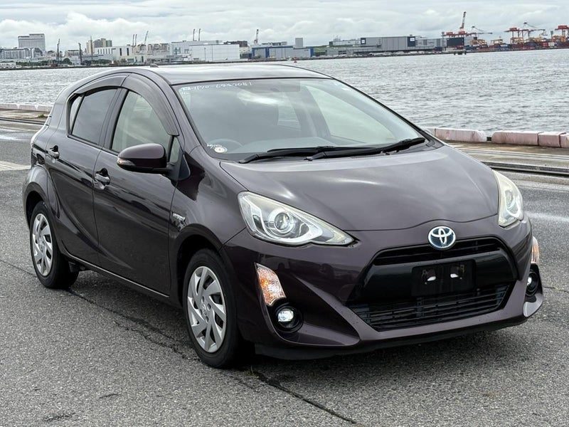 2015 Toyota Aqua G