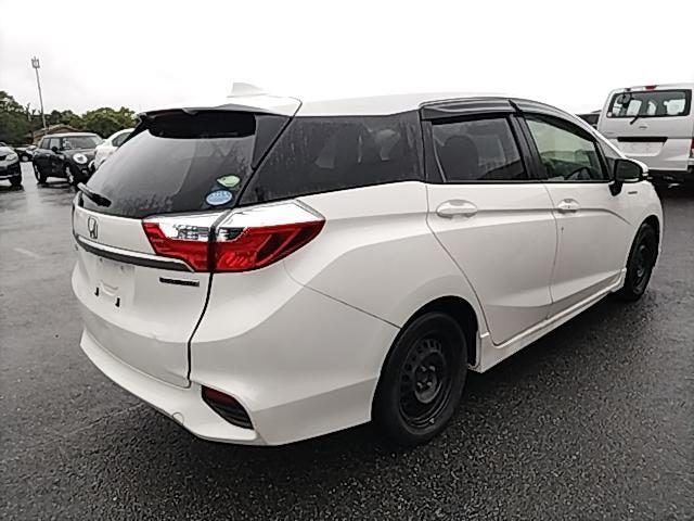 2015 Honda Fit Shuttle Hybrid, photo 3