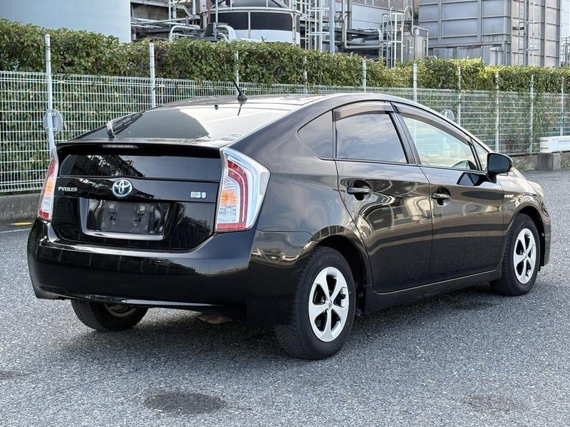 2015 Toyota Prius S, photo 3