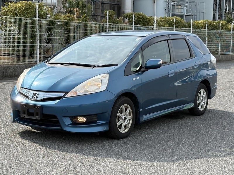 2012 Honda Fit Shuttle Hybrid, photo 2