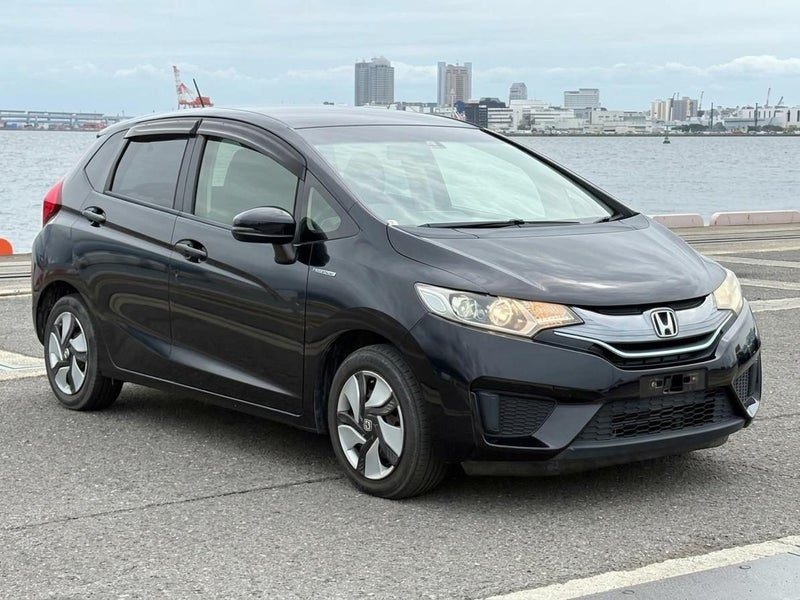 2014 Honda Fit Hybrid F package