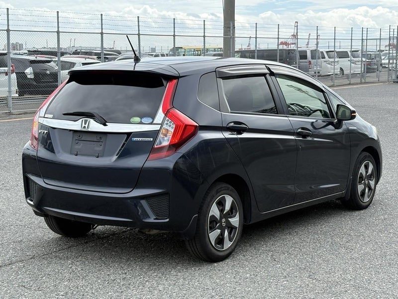 2016 Honda Fit Hybrid F Package Comfort Edition, photo 3