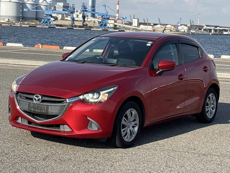 2016 Mazda Demio 13S, photo 2