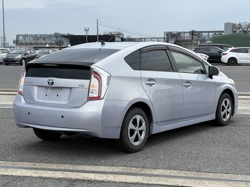 2012 Toyota Prius L, photo 3