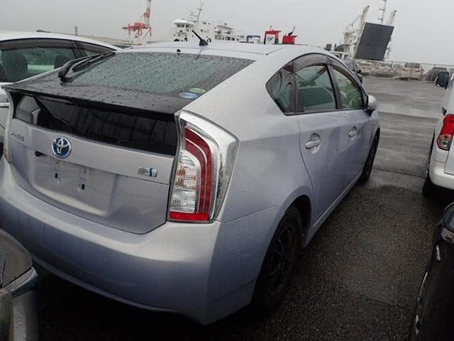 2013 Toyota Prius S, photo 3