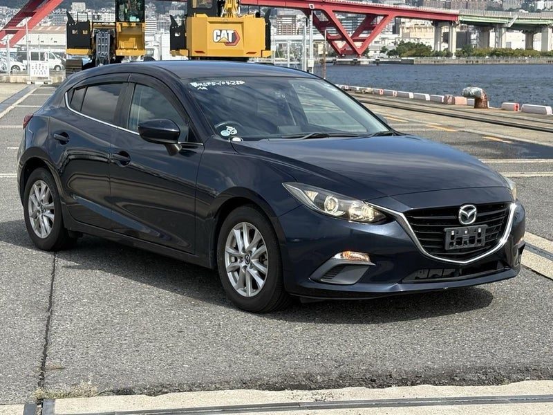 2014 Mazda Axela 15S