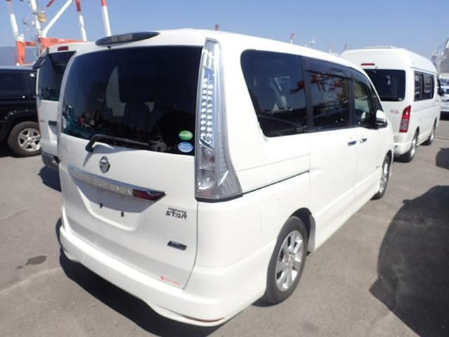 2013 Nissan Serena Highway Star, photo 3