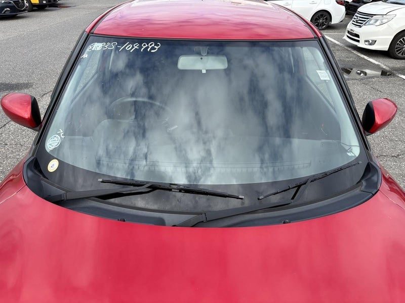 2017 Suzuki Swift, photo 2