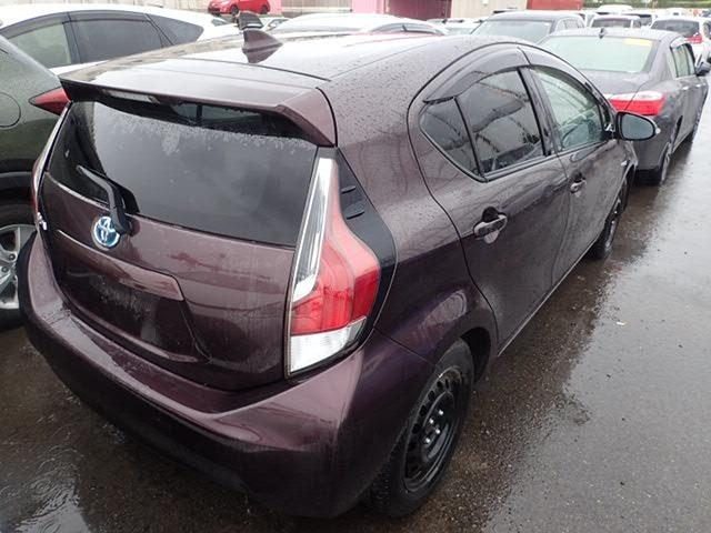 2016 Toyota Aqua S, photo 3