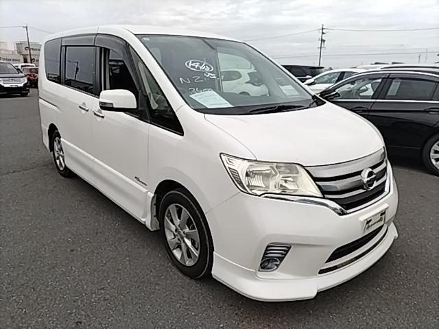 2013 Nissan Serena Highway Star