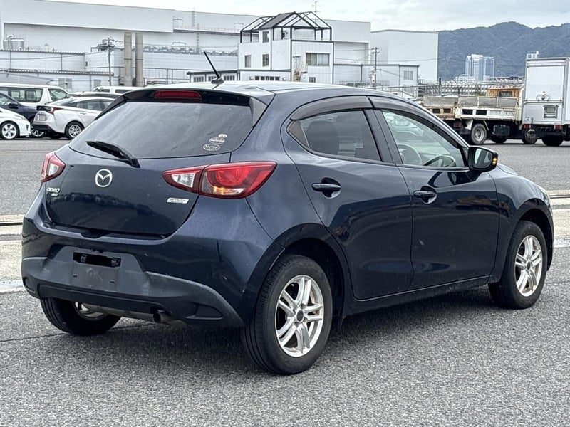2016 Mazda Demio 13S, photo 3