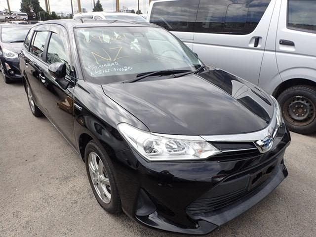 2017 Toyota Corolla Fielder Hybrid