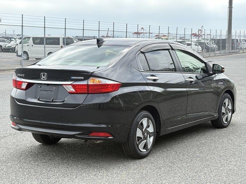 2015 Honda GRACE Hybrid LX, photo 3
