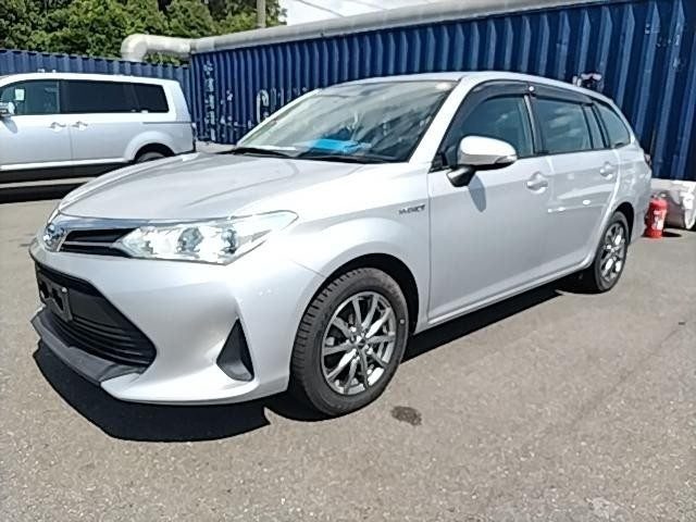 2018 Toyota Corolla Station Wagon | Hybrid, photo 2