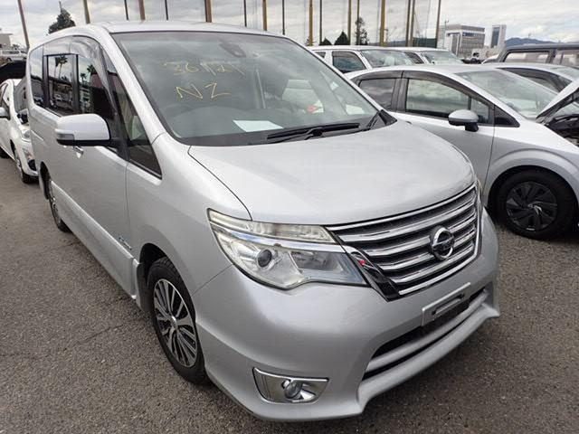2014 Nissan Serena Highway Star S-Hyrbid