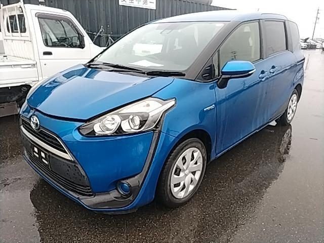 2015 Toyota Sienta Hybrid X, photo 2