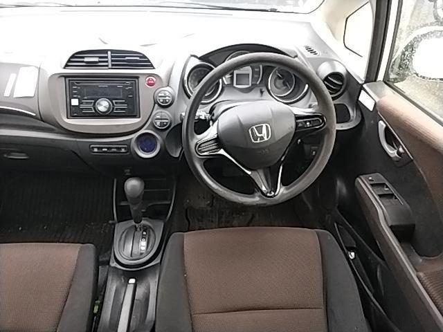 2012 Honda Fit Shuttle Hybrid C, photo 3