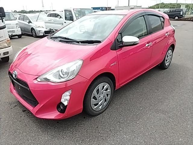 2016 Toyota Aqua S, photo 2