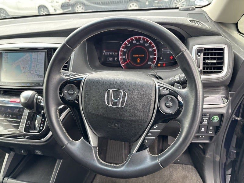 2014 Honda Odyssey Absolute EX, photo 3