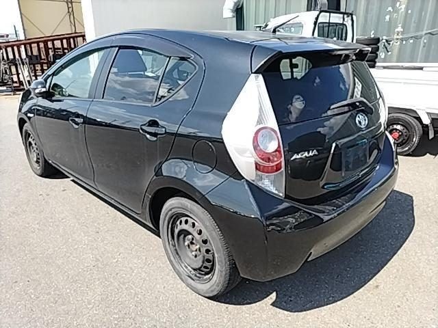 2014 Toyota Aqua G, photo 3