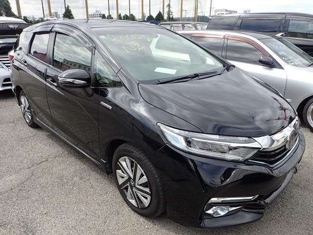 2018 Honda Fit Shuttle Hybrid X Honda Sensing