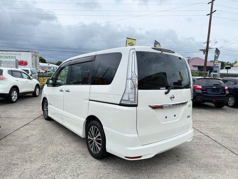 2014 Nissan Serena Van | 8 Seater | Hybrid, photo 3