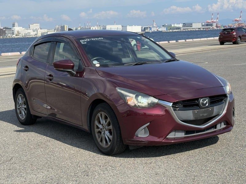 2016 Mazda Demio 13S Touring
