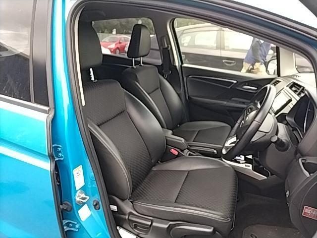 2013 Honda Fit Hybrid, photo 3