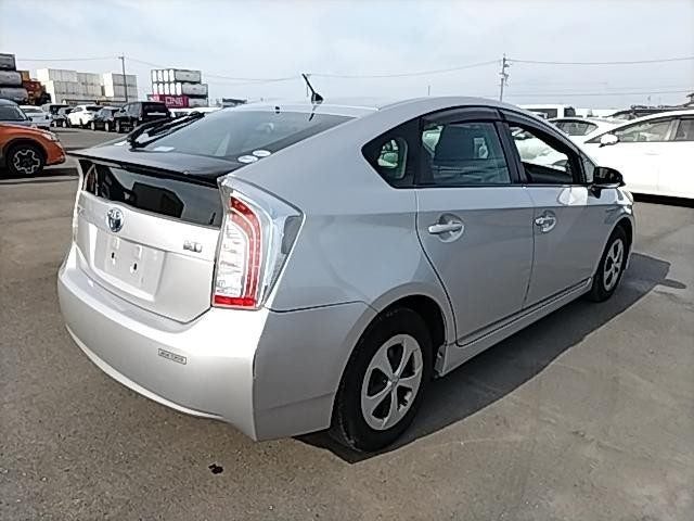 2012 Toyota Prius S, photo 2