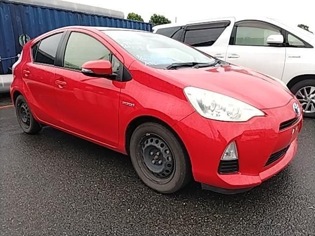 2012 Toyota Aqua S