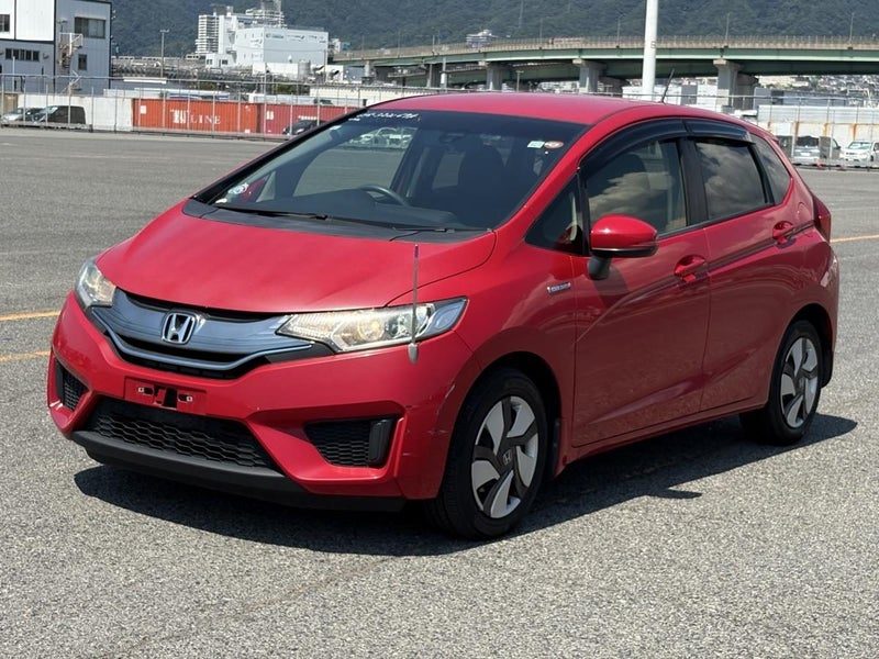 2015 Honda Fit Hybrid L Package, photo 3